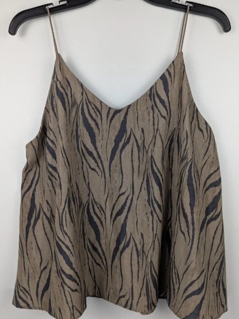 Top Brown Tiger Loose Fit‎ M Lined Spaghetti